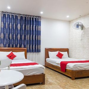 Hotel Rita Home - San Bay Tan Son Nhat- Airport,Canh Benh Vien Tam Anh, San Van Quan Khu 7